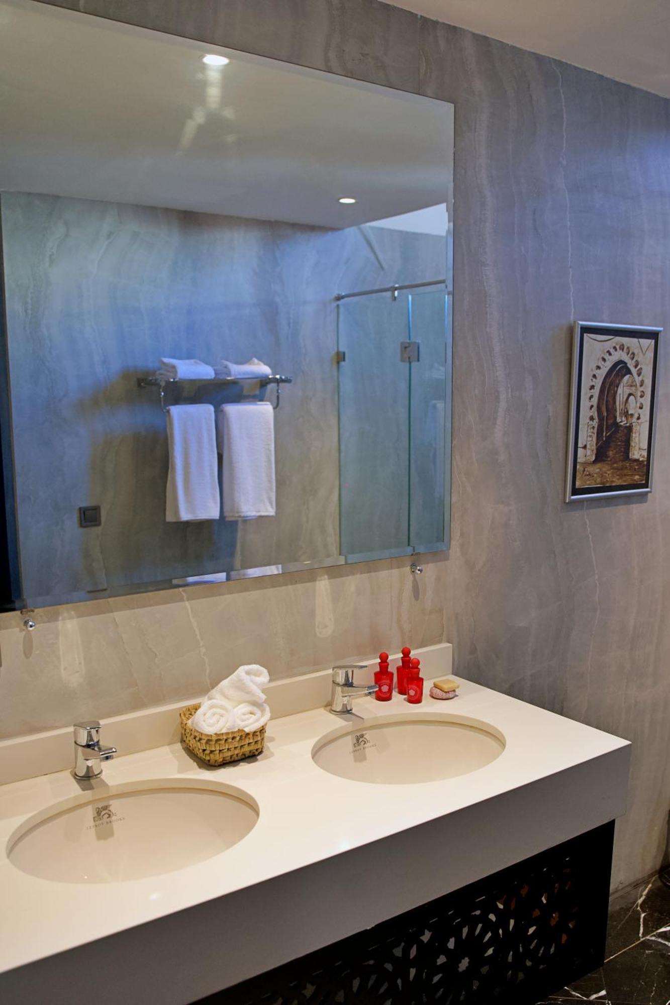 Dar Chrifa Hotel ราบัต ภายนอก รูปภาพ
